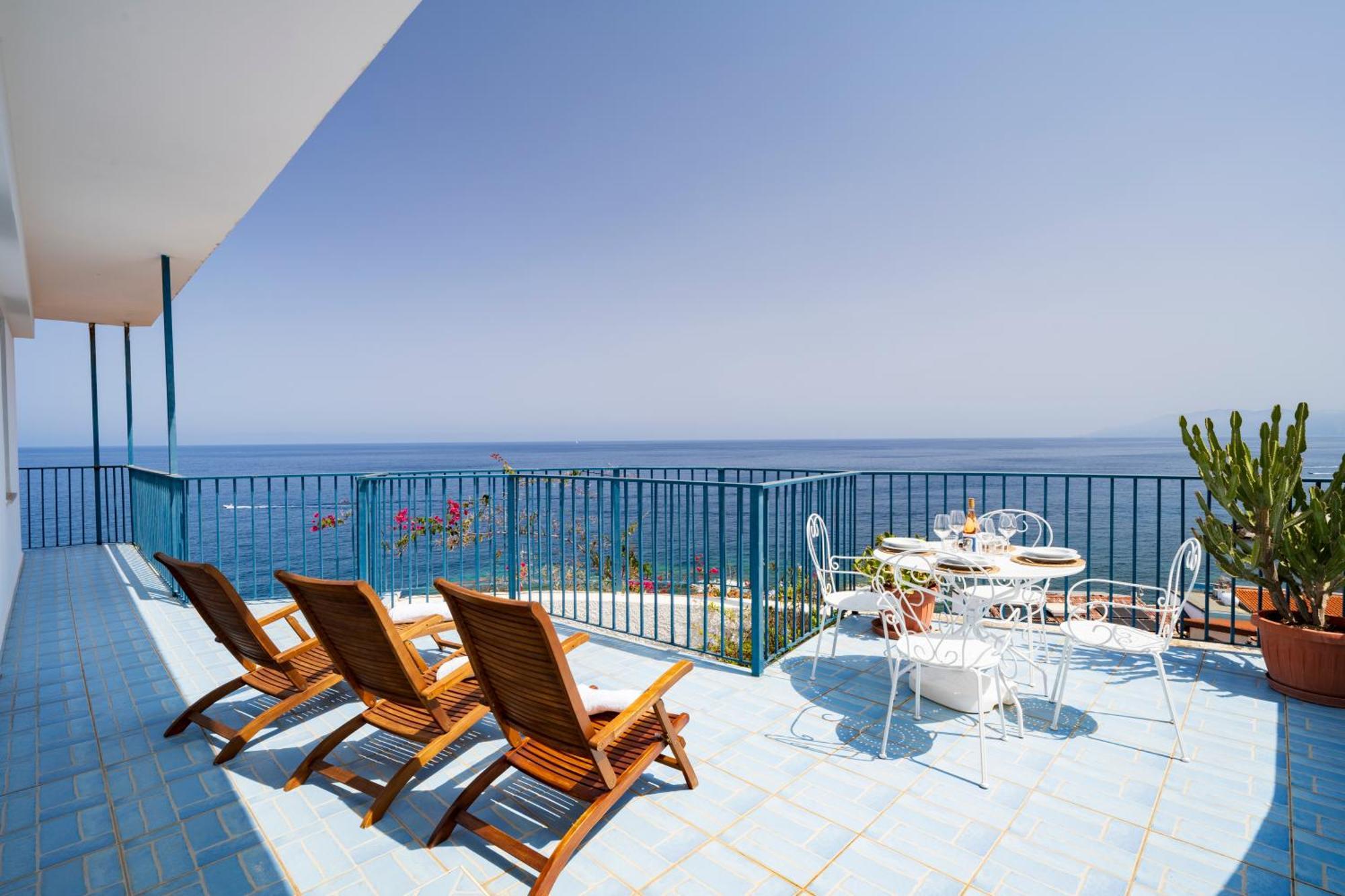 Апартаменти Seaview House Кала-Гононе Екстер'єр фото
